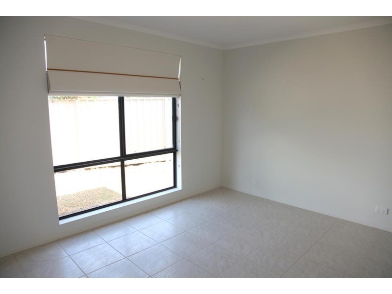 9 Hartland Avenue, Christie Downs SA 5164