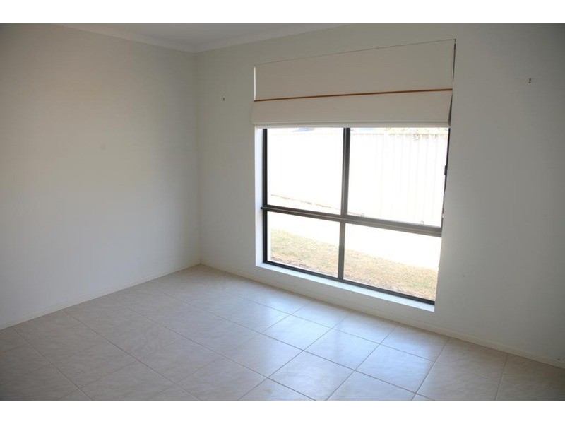 9 Hartland Avenue, Christie Downs SA 5164