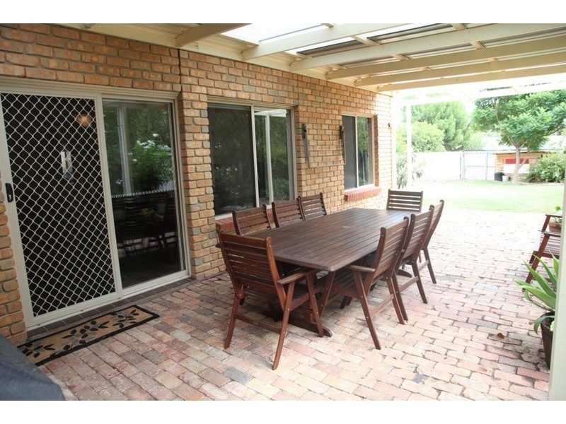 5 Montrose Court, Onkaparinga Hills SA 5163