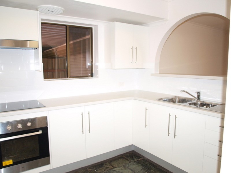 4/2 Kent Road, Keswick SA 5035