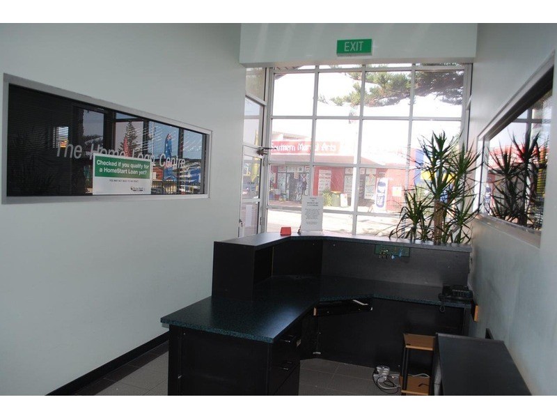 17 Beach Road, Christies Beach SA 5165