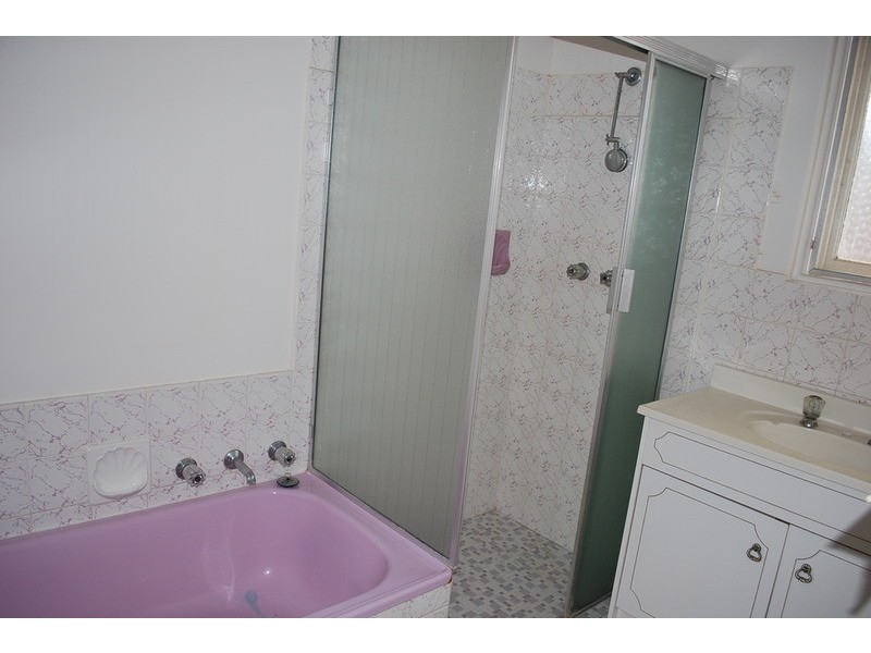 16 Carbenet Drive, Hackham SA 5163