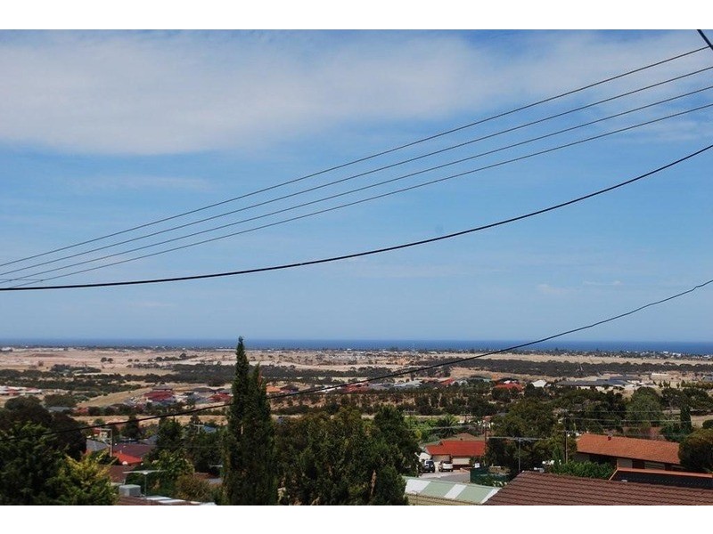 8 Darwendale  Street, Huntfield Heights SA 5163