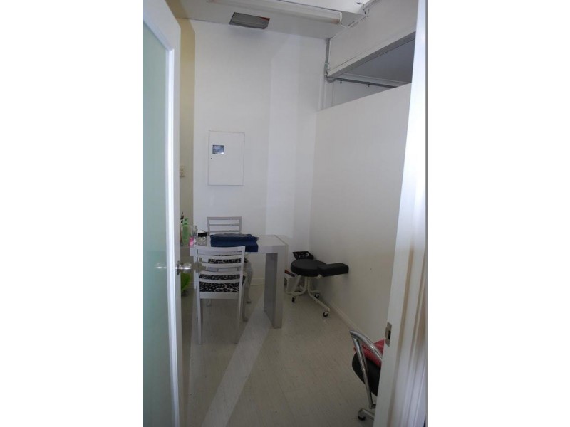 32 Beach Road, Christies Beach SA 5165