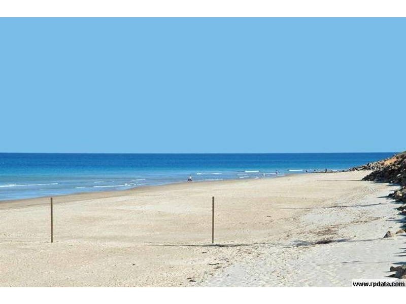 32 Beach Road, Christies Beach SA 5165
