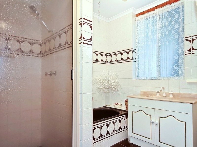 20 Roundaway Crescent, O’halloran Hill SA 5158