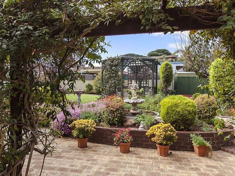 11 Oldfield Avenue, Christies Beach SA 5165