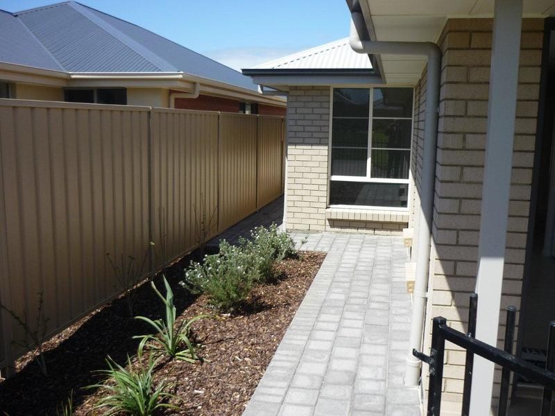 8 Orange Lane, Seaford Meadows SA 5169