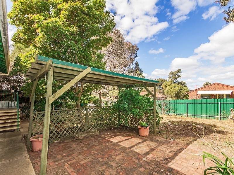 6 Milan Crescent, Hackham West SA 5163