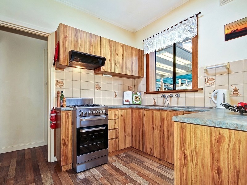 9 Ringwood Road, Morphett Vale SA 5162