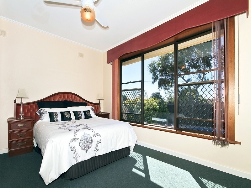 9 Ringwood Road, Morphett Vale SA 5162