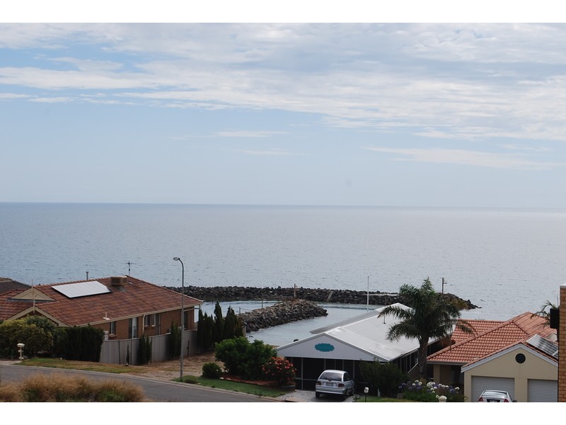 4 Sunset Court, O’sullivan Beach SA 5166