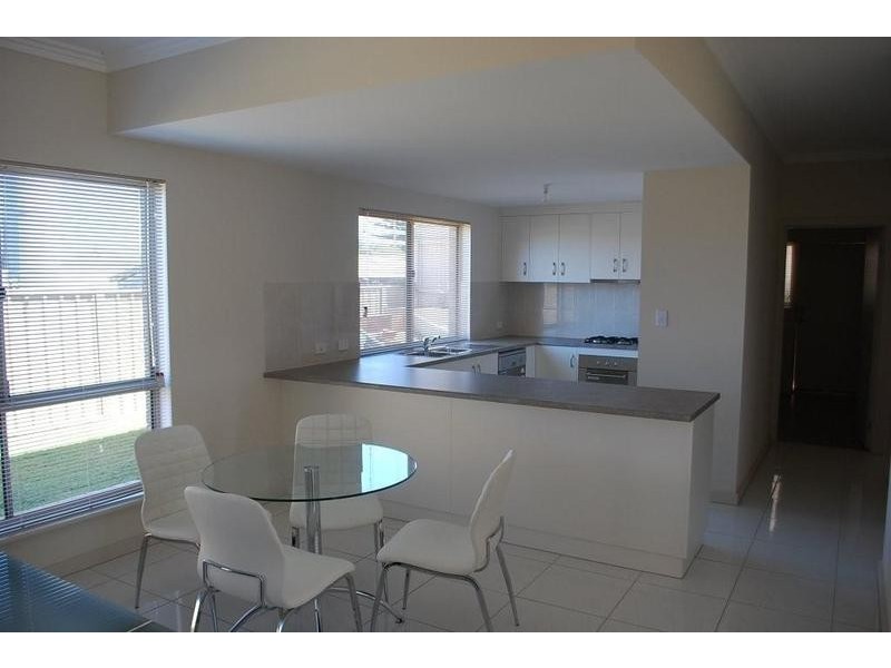 33 Taunton Parade, Christies Beach SA 5165