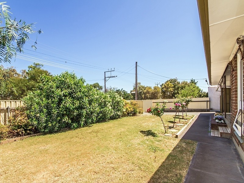 4 Corpe Avenue, Port Noarlunga SA 5167