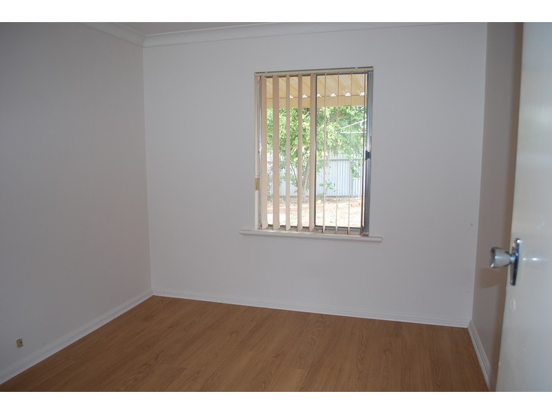 16 Carbenet Drive, Hackham SA 5163