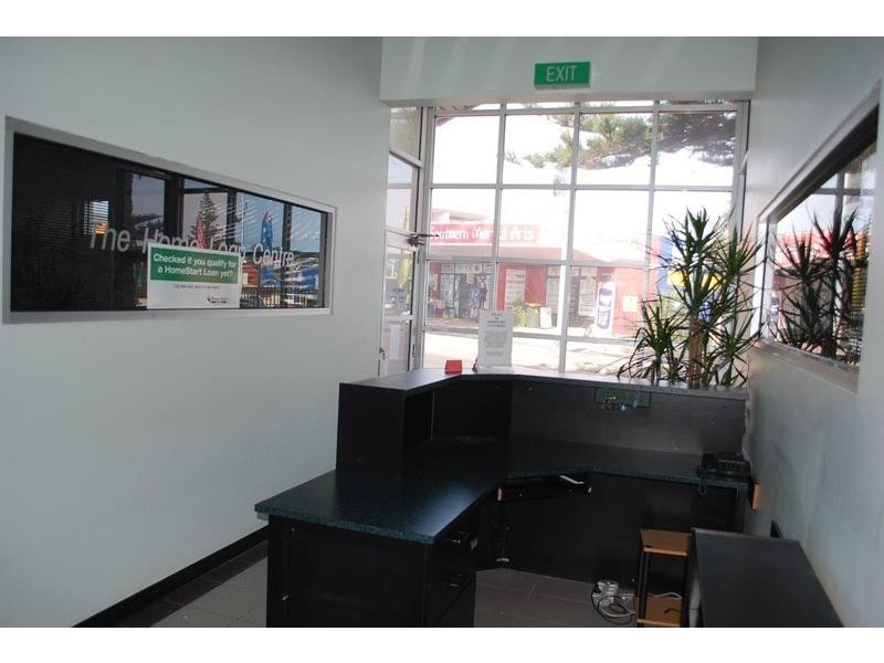 17 Beach Road, Christies Beach SA 5165