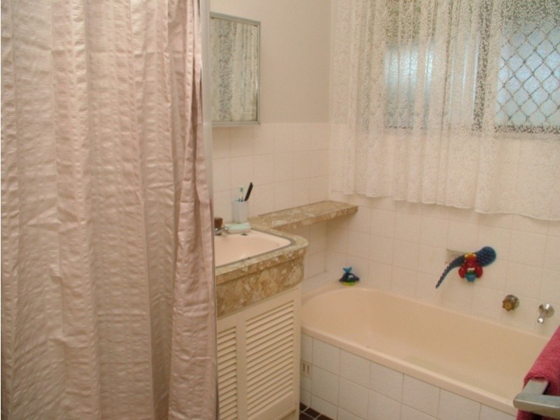 33 Midhurst Road, Christie Downs SA 5164