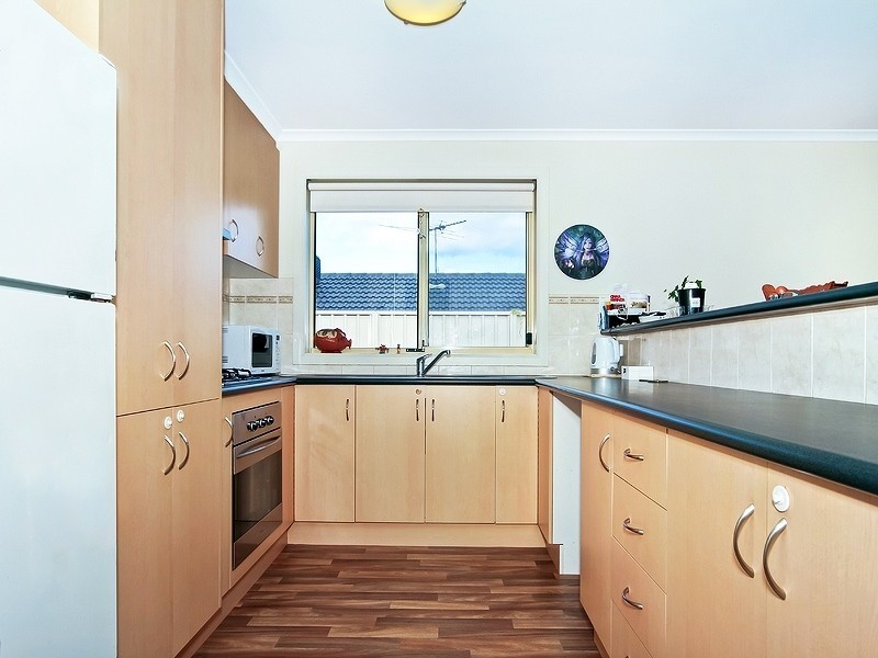 11 Fuschia Street, Huntfield Heights SA 5163