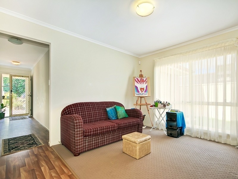 11 Fuschia Street, Huntfield Heights SA 5163