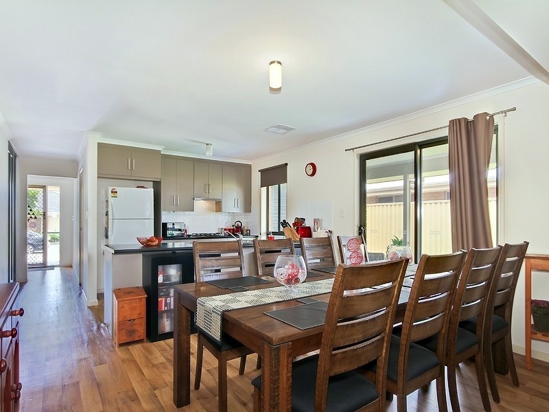 8 Shell Street, Seaford Meadows SA 5169