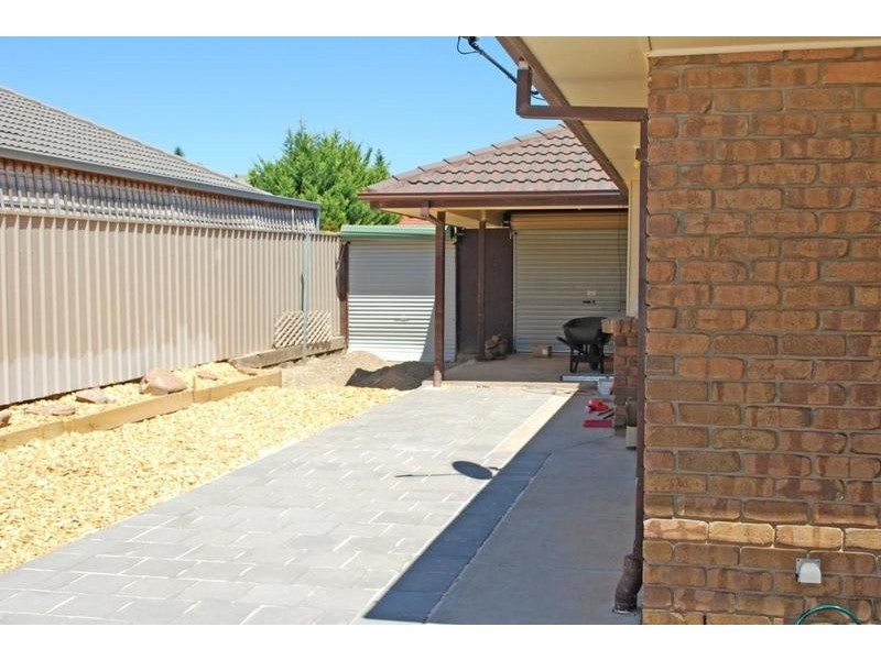 8 Navigator Crescent, Seaford Rise SA 5169