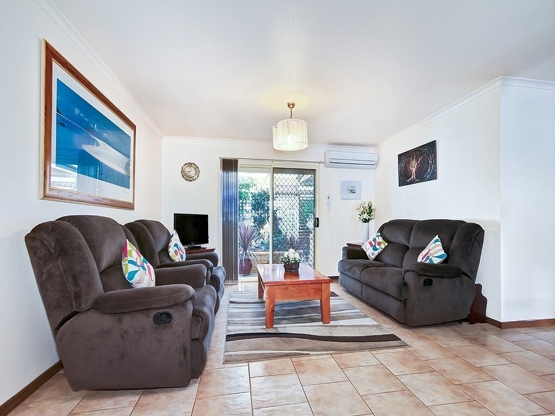 6 Preston Court, Moana SA 5169