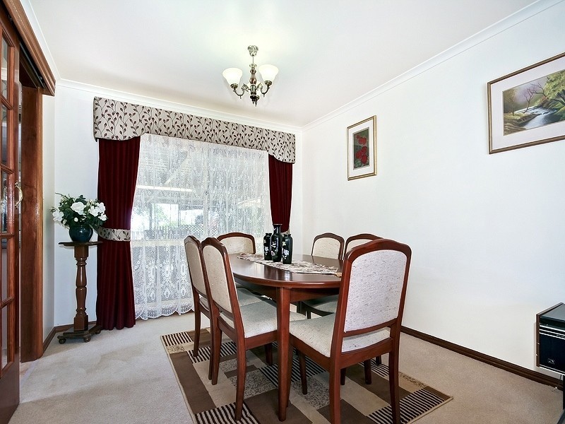 6 Preston Court, Moana SA 5169