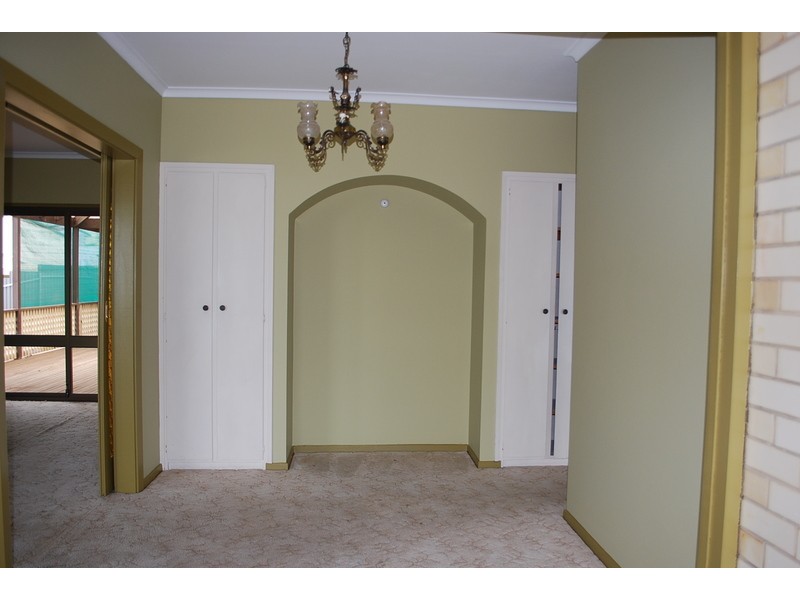 3 Mentone Parade, O’sullivan Beach SA 5166