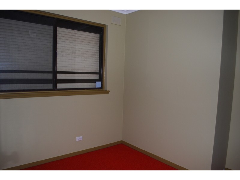 3 Mentone Parade, O’sullivan Beach SA 5166