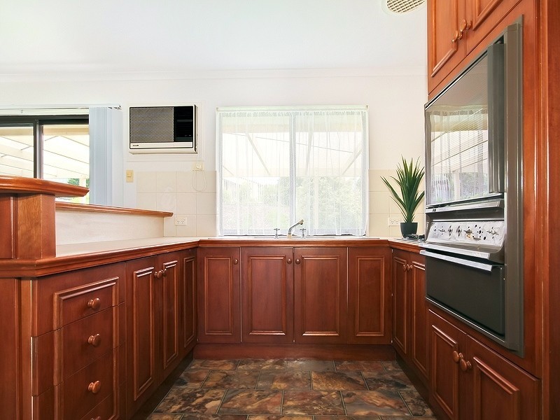 4a Featherstone Drive, Huntfield Heights SA 5163