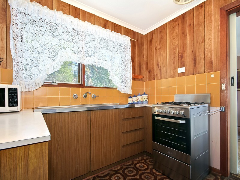 14  George Street, Hackham SA 5163