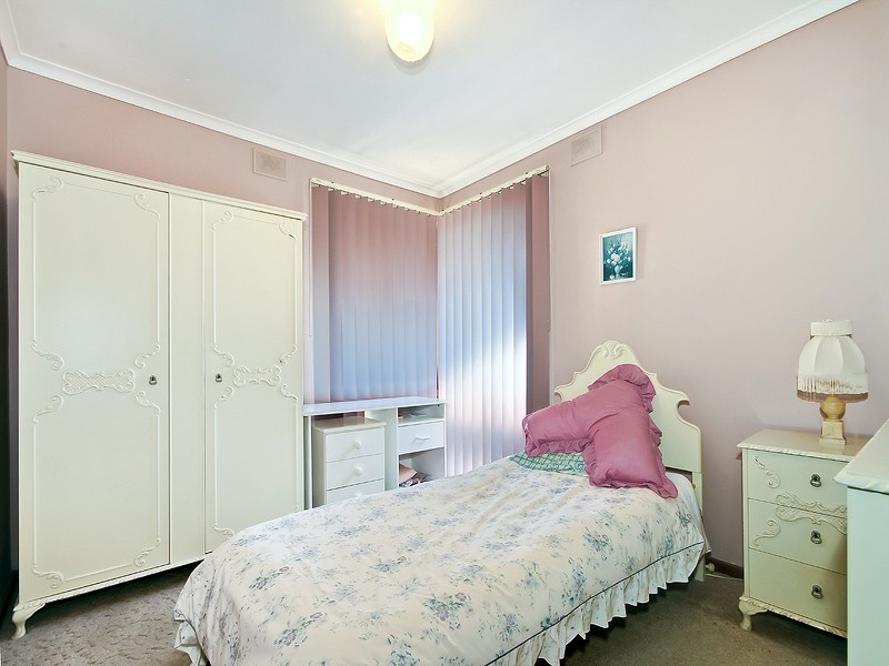 14  George Street, Hackham SA 5163