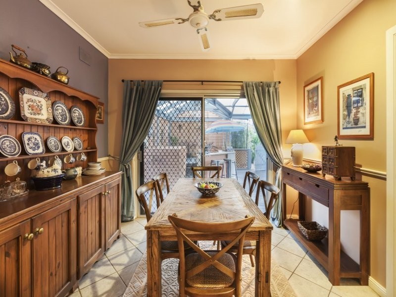 24 Yeldham Drive, Morphett Vale SA 5162