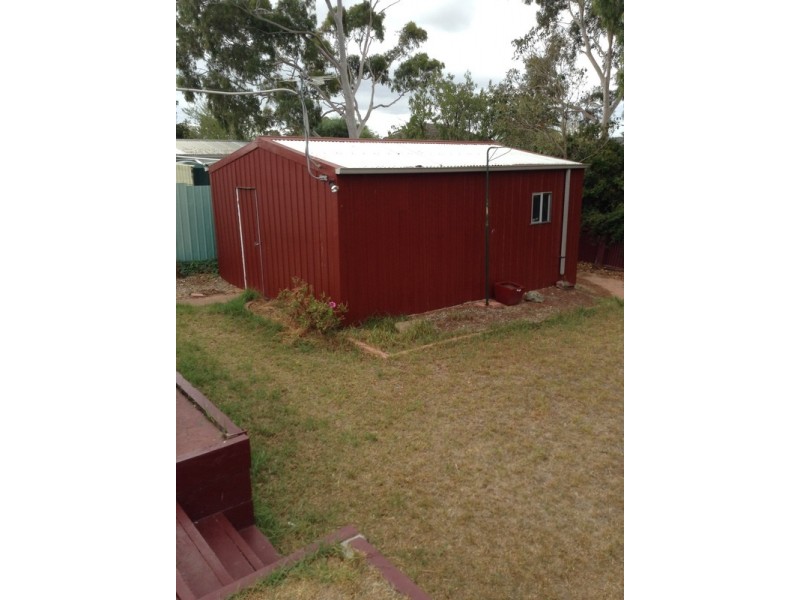 18 Valleyview Crescent, Hackham West SA 5163
