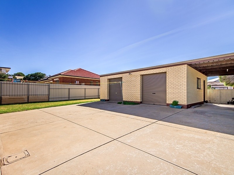 4 Grundy Terrace, Christies Beach SA 5165