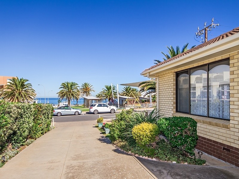 4 Grundy Terrace, Christies Beach SA 5165