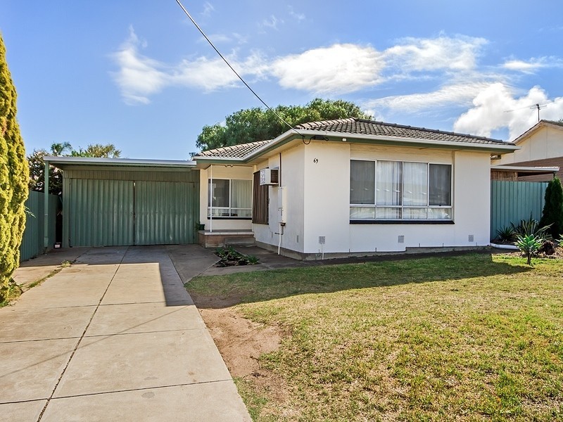69 Baden Terrace, O’sullivan Beach SA 5166