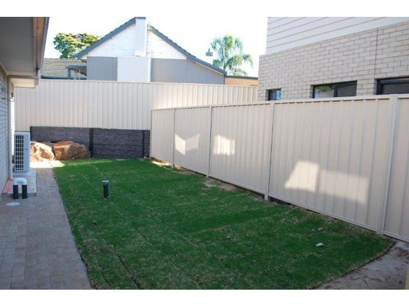 12 Saxon Avenue, Christies Beach SA 5165