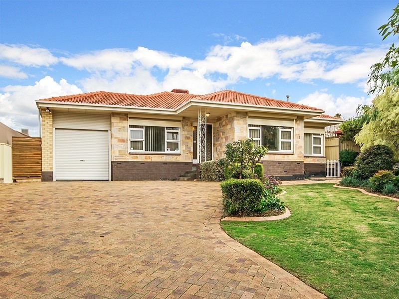 27 Ray Avenue, Morphett Vale SA 5162
