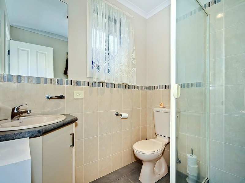 1 Suzanne Avenue, Morphett Vale SA 5162