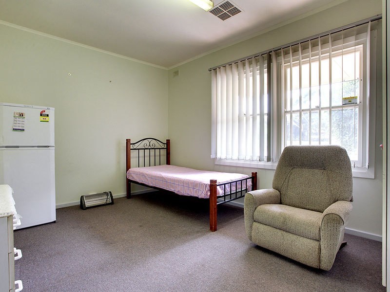 135 Dyson Road, Christies Beach SA 5165