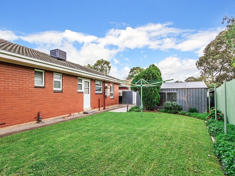 25 Suffolk Drive, Morphett Vale SA 5162