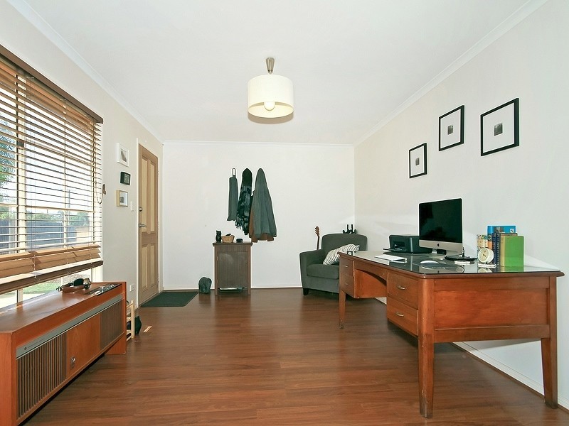 11 De-Caux Avenue, Port Willunga SA 5173