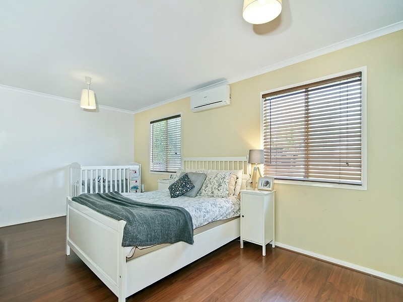 11 De-Caux Avenue, Port Willunga SA 5173