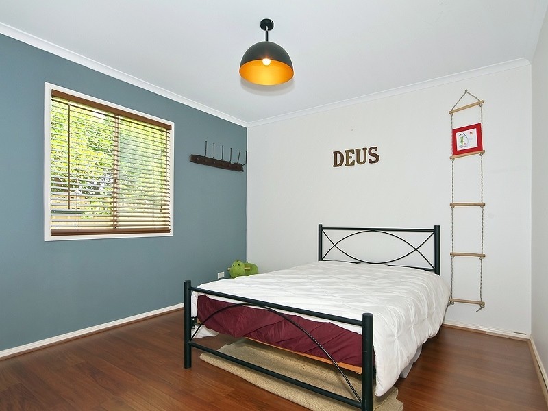 11 De-Caux Avenue, Port Willunga SA 5173