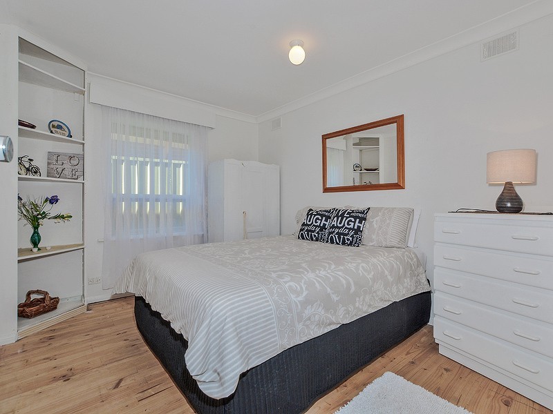 28 Doctors Road, Hackham SA 5163