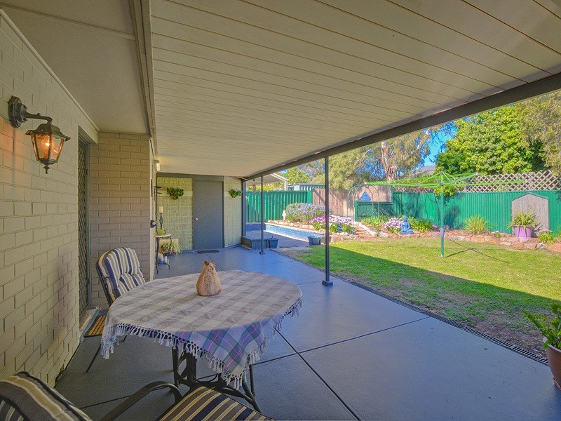 28 Doctors Road, Hackham SA 5163