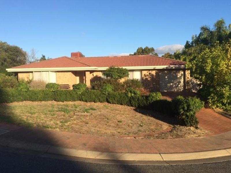 2 Thaxted Court, Morphett Vale SA 5162