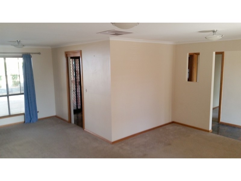 16 Horndale Drive, Happy Valley SA 5159