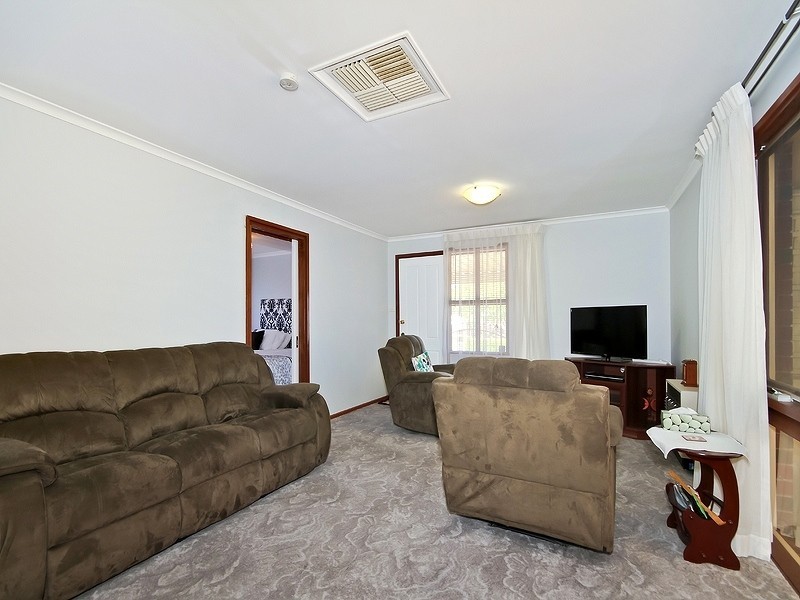 4 Brindisi Road, Hackham West SA 5163